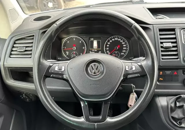 VOLKSWAGEN Caravelle 2.0 TDI L2 Highline