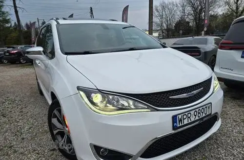 CHRYSLER Pacifica 