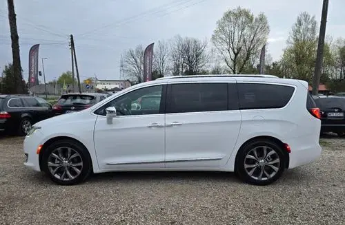 CHRYSLER Pacifica 