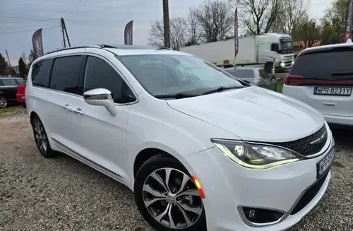 CHRYSLER Pacifica 