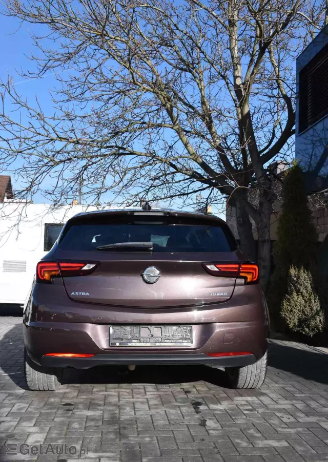 OPEL Astra 1.4 Turbo Innovation