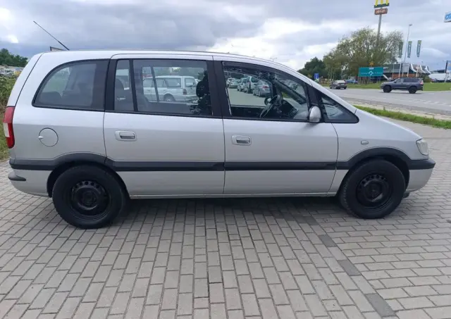 OPEL Zafira 1.8 16V Elegance