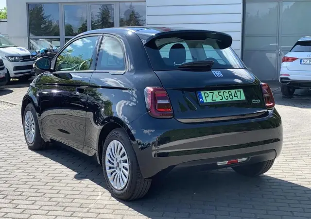 FIAT 500e 23,8kWh C