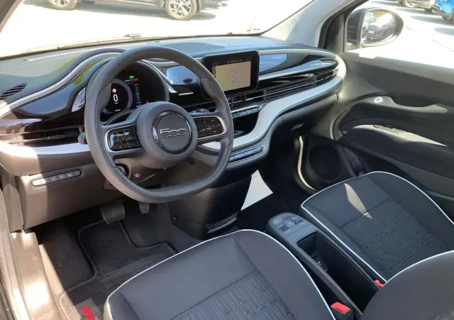 FIAT 500e 23,8kWh C