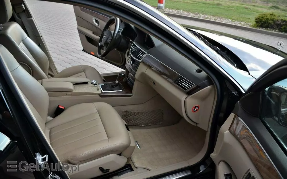 MERCEDES-BENZ Klasa E 