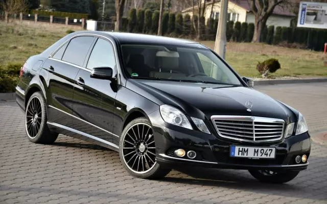 MERCEDES-BENZ Klasa E 