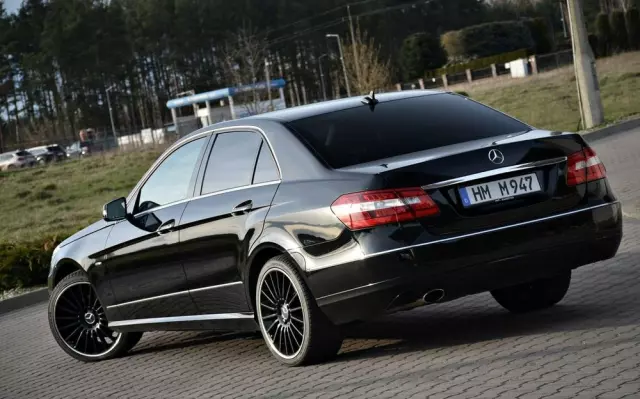 MERCEDES-BENZ Klasa E 