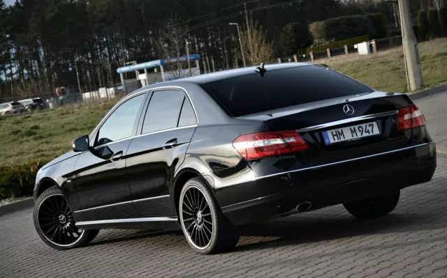 MERCEDES-BENZ Klasa E 