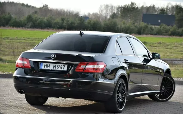 MERCEDES-BENZ Klasa E 