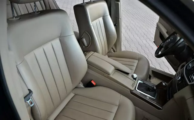 MERCEDES-BENZ Klasa E 