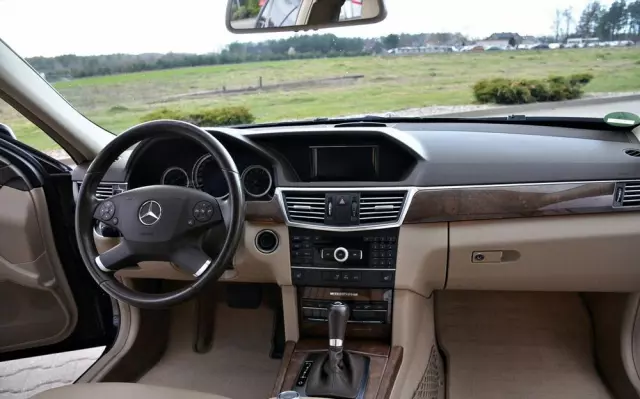 MERCEDES-BENZ Klasa E 