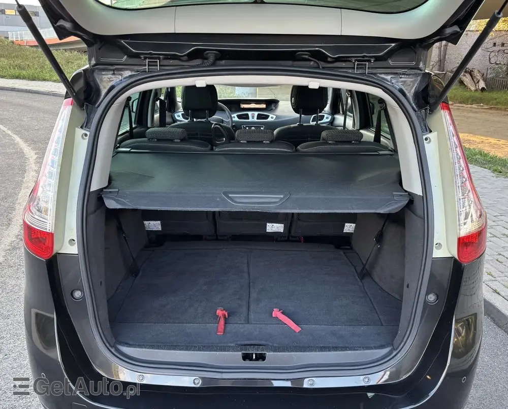 RENAULT Grand Scenic TCe 130 Dynamique