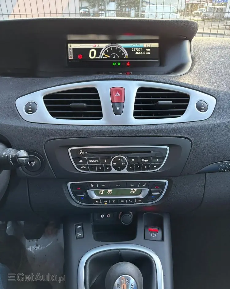 RENAULT Grand Scenic TCe 130 Dynamique