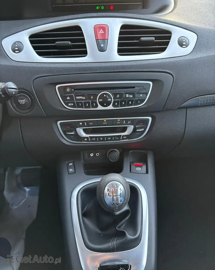 RENAULT Grand Scenic TCe 130 Dynamique