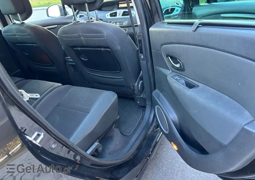 RENAULT Grand Scenic TCe 130 Dynamique