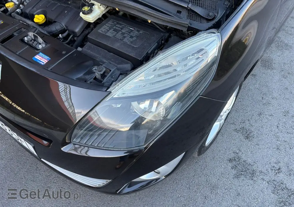 RENAULT Grand Scenic TCe 130 Dynamique