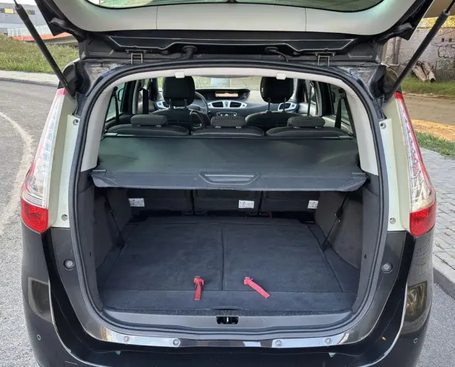 RENAULT Grand Scenic TCe 130 Dynamique