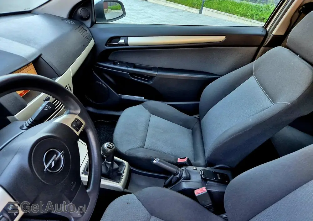 OPEL Astra 1.7 CDTI Edition