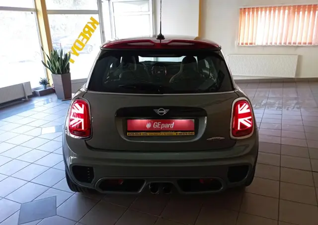 MINI John Cooper Works Sport-Aut
