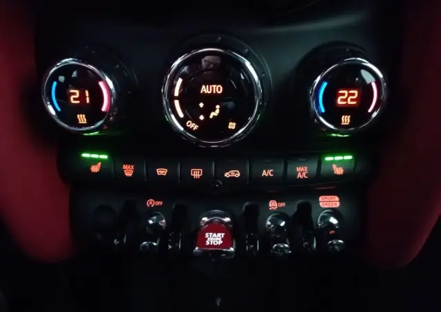 MINI John Cooper Works Sport-Aut