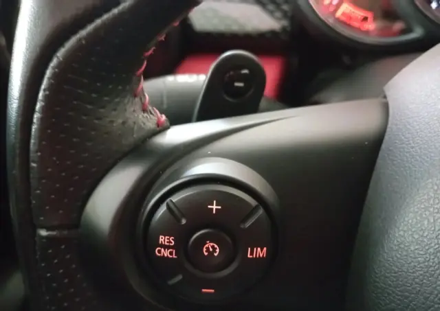 MINI John Cooper Works Sport-Aut