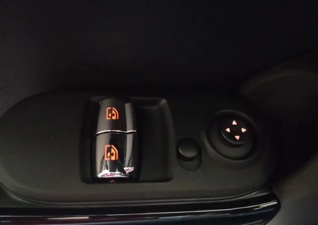 MINI John Cooper Works Sport-Aut