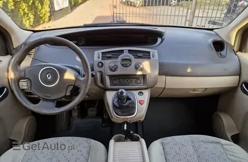 RENAULT Scenic 
