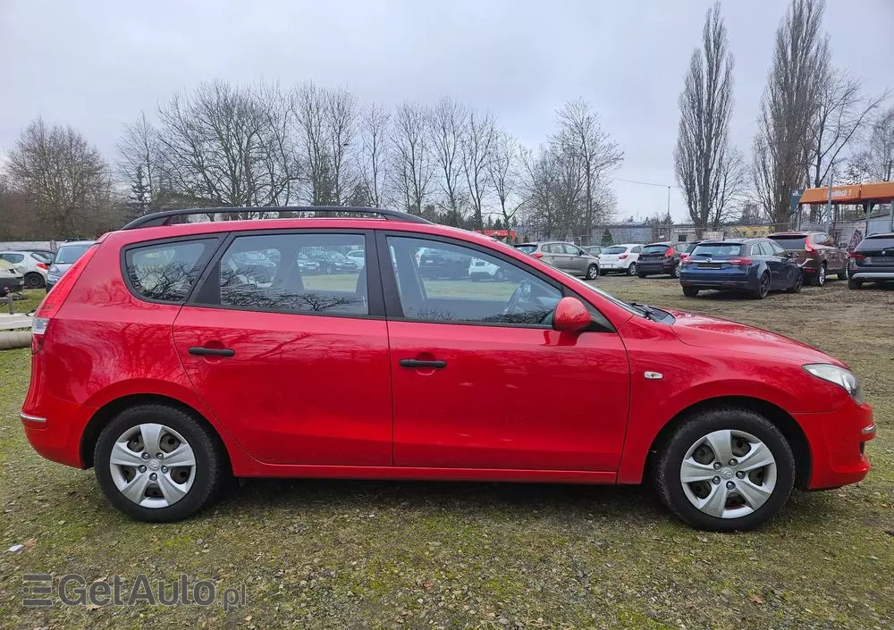 HYUNDAI I30 1.4 blue Comfort