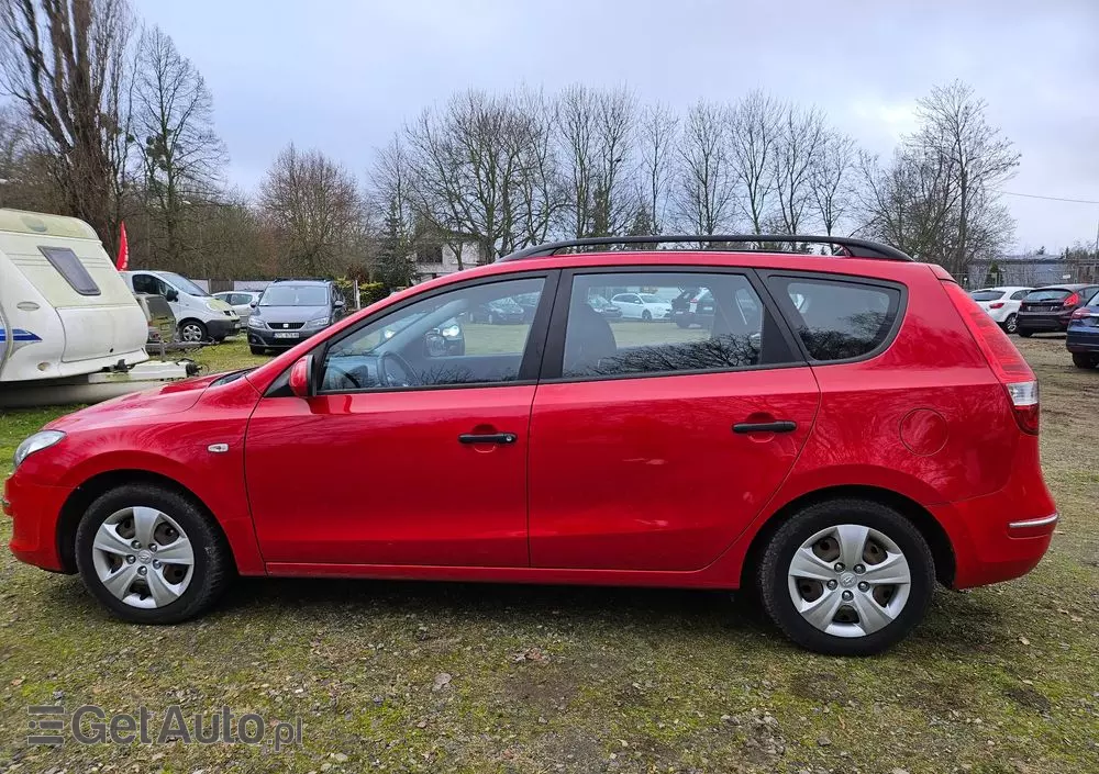 HYUNDAI I30 1.4 blue Comfort