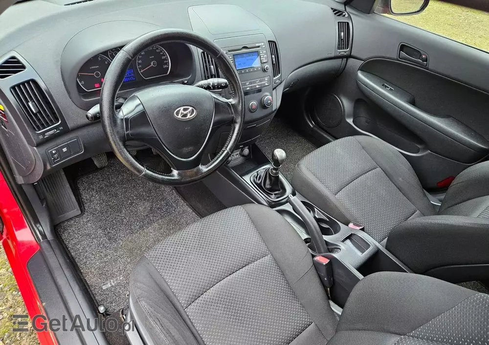 HYUNDAI I30 1.4 blue Comfort