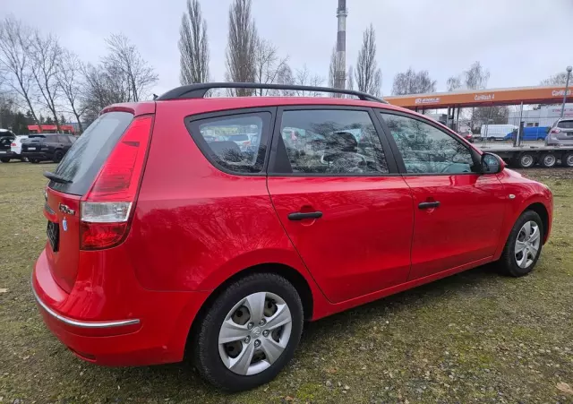 HYUNDAI I30 1.4 blue Comfort