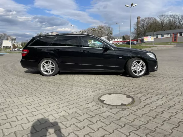 MERCEDES-BENZ Klasa E 4Matic Avantgarde