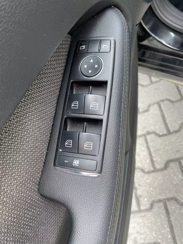 MERCEDES-BENZ Klasa E 4Matic Avantgarde