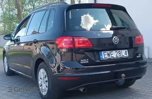 VOLKSWAGEN Golf Sportsvan 