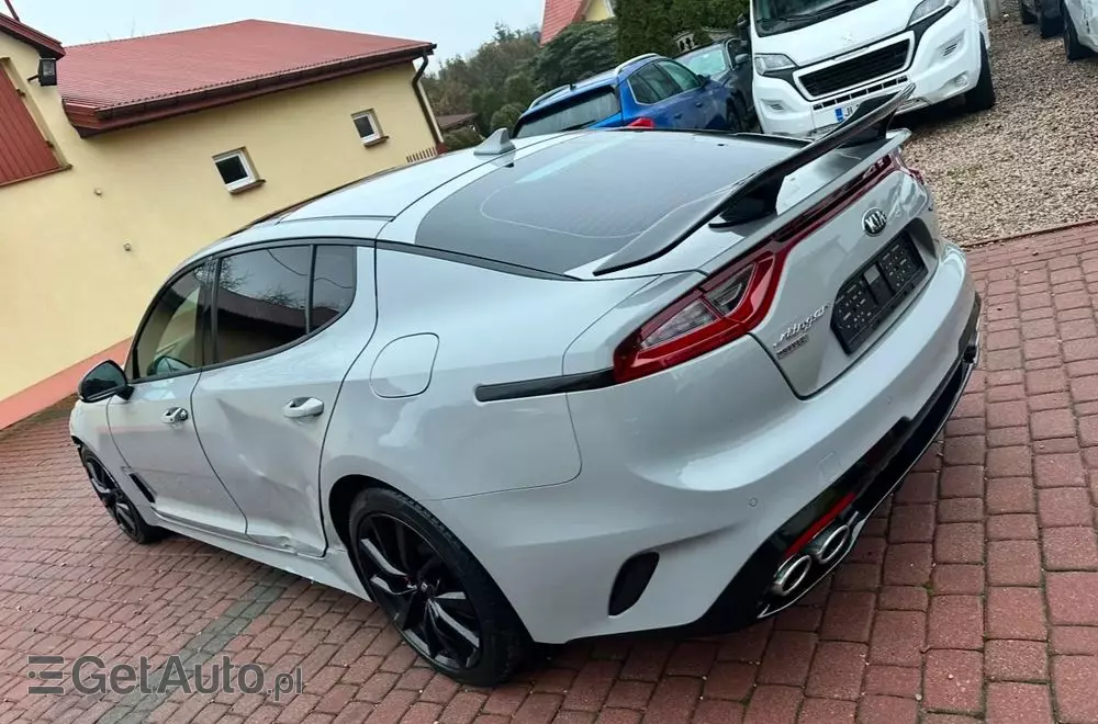 KIA Stinger 3.3 T-GDI V6 GT AWD