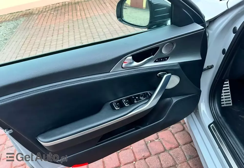 KIA Stinger 3.3 T-GDI V6 GT AWD