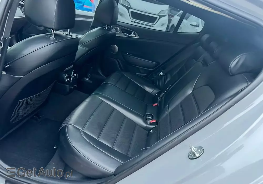 KIA Stinger 3.3 T-GDI V6 GT AWD