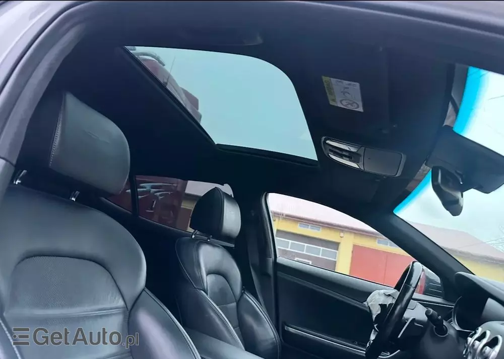 KIA Stinger 3.3 T-GDI V6 GT AWD