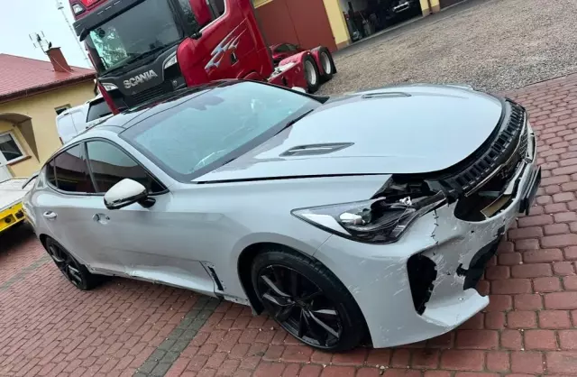 KIA Stinger 3.3 T-GDI V6 GT AWD