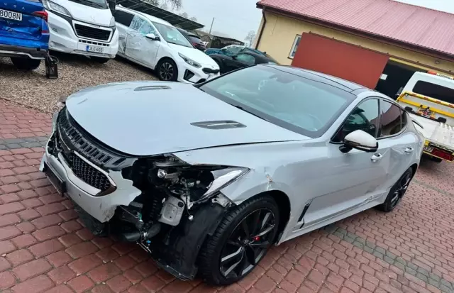 KIA Stinger 3.3 T-GDI V6 GT AWD