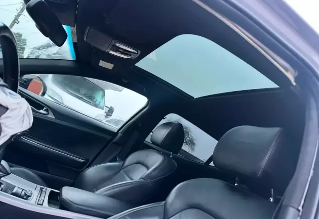 KIA Stinger 3.3 T-GDI V6 GT AWD