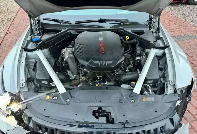 KIA Stinger 3.3 T-GDI V6 GT AWD