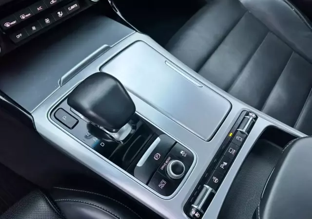 KIA Stinger 3.3 T-GDI V6 GT AWD