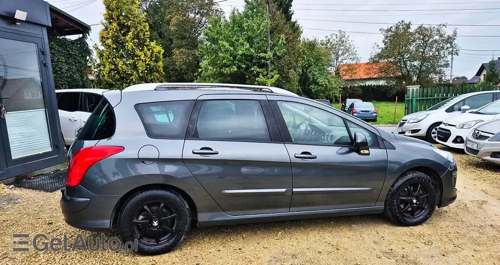 PEUGEOT 308 1.6 Premium Plus