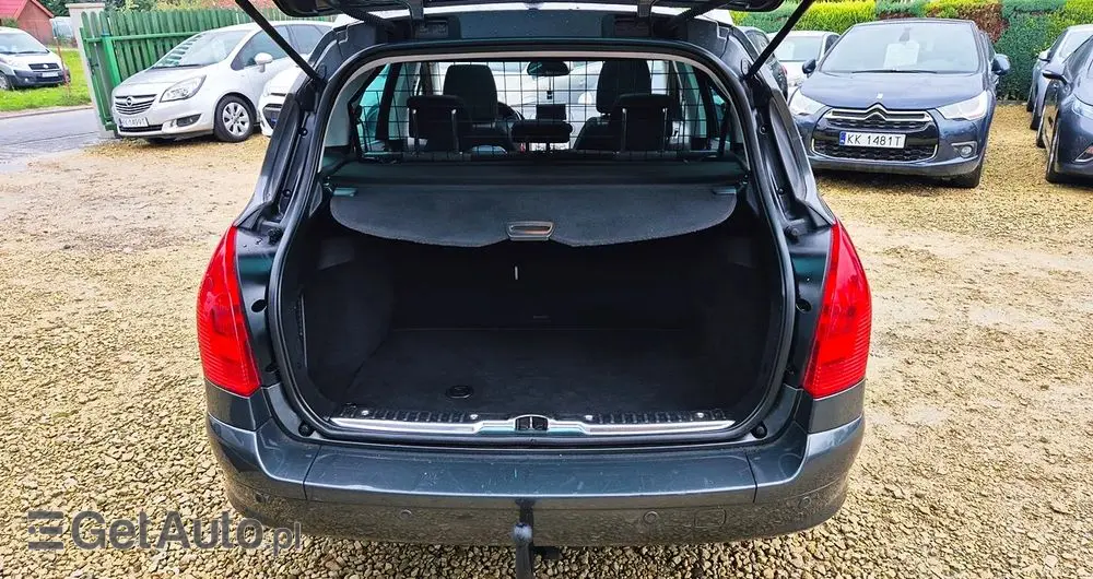 PEUGEOT 308 1.6 Premium Plus