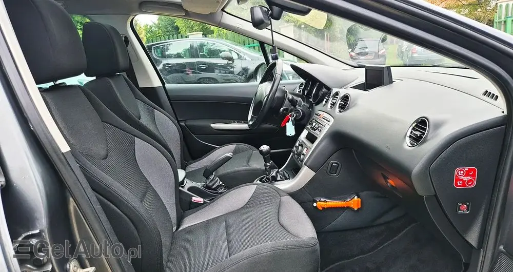 PEUGEOT 308 1.6 Premium Plus