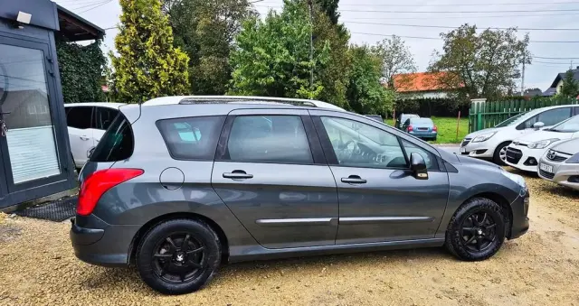 PEUGEOT 308 1.6 Premium Plus