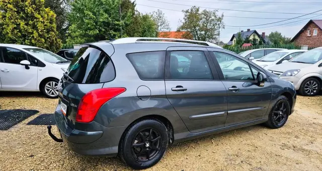 PEUGEOT 308 1.6 Premium Plus