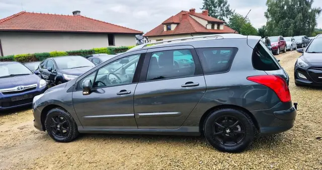 PEUGEOT 308 1.6 Premium Plus