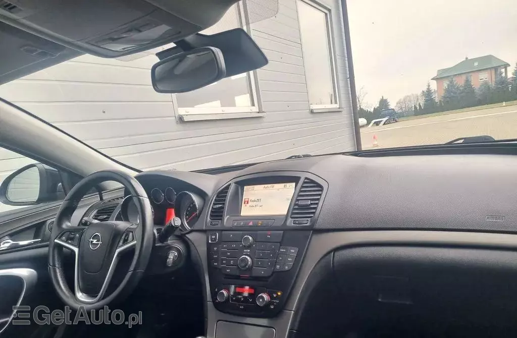 OPEL Insignia 
